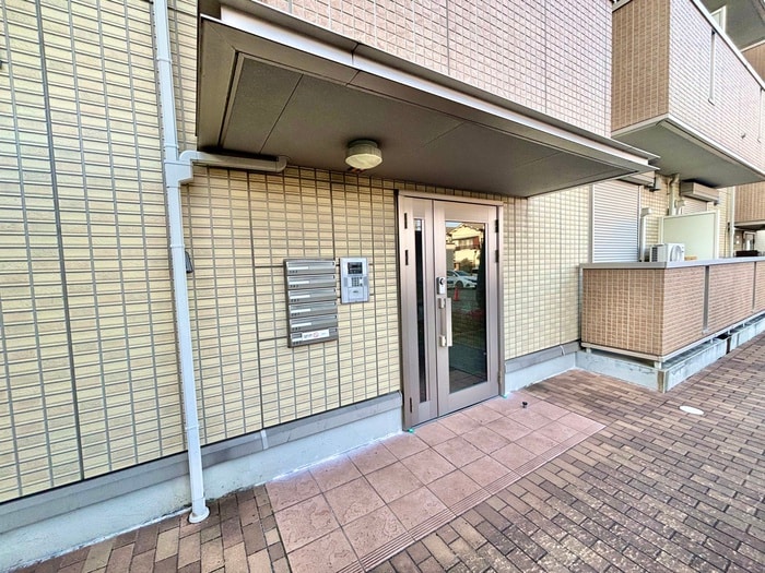 アビ－ロ－ド巽東の物件外観写真