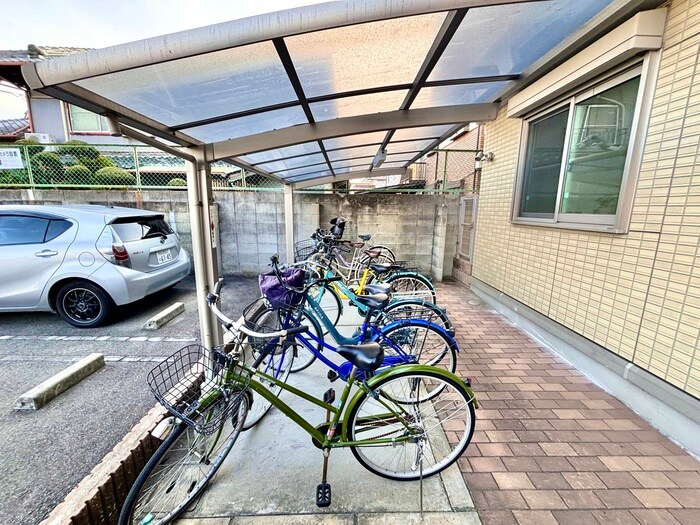 アビ－ロ－ド巽東の物件外観写真