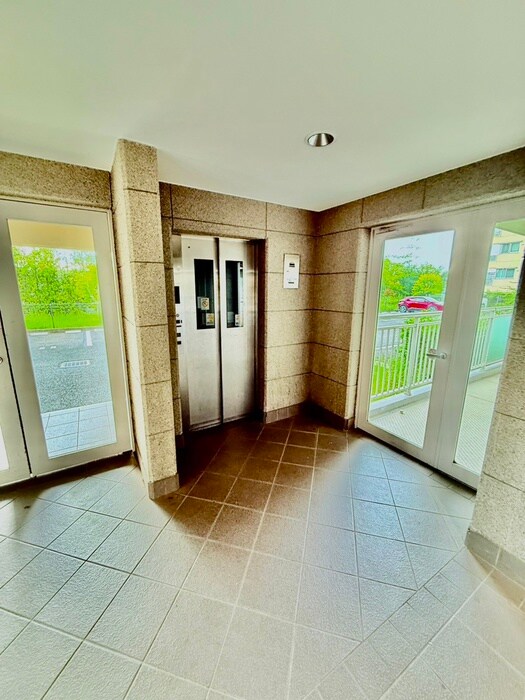 アーバンエース松井山手パルの物件外観写真