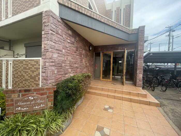 メゾンドリ－ノの物件外観写真