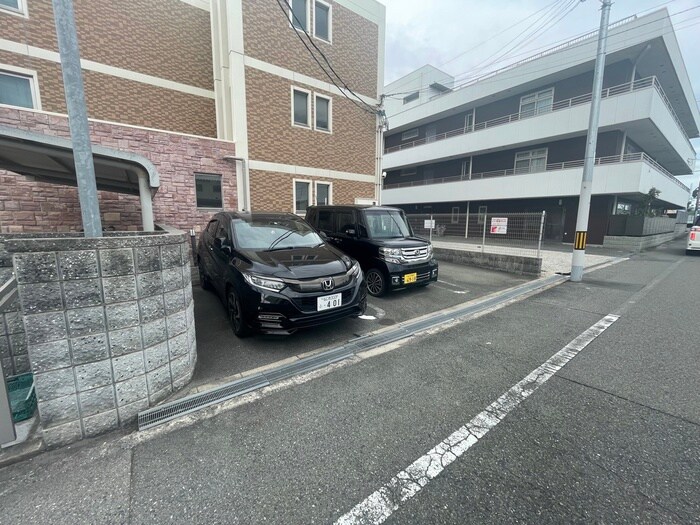 メゾンドリ－ノの物件外観写真