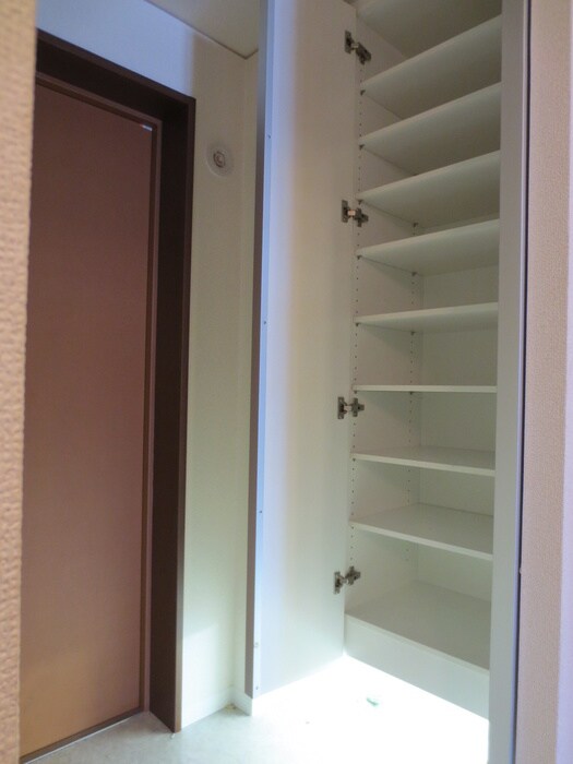 コンソラ－レ同心の物件内観写真