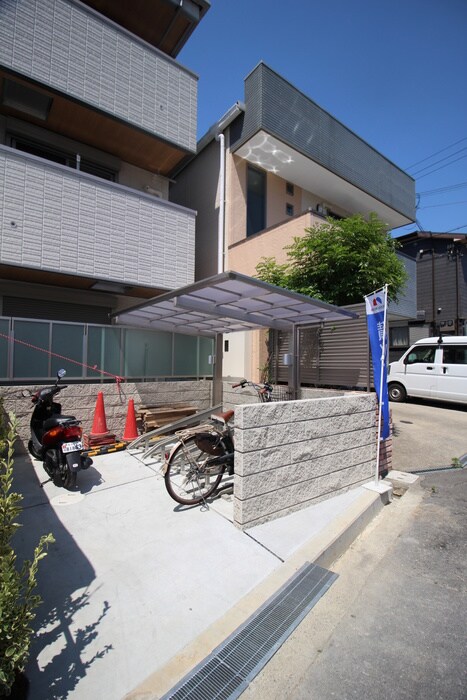 シャーメゾン加賀の物件外観写真