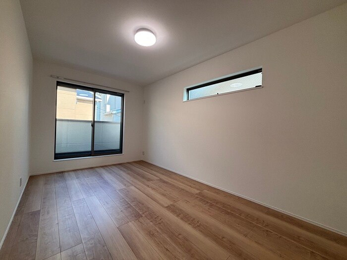 ファミリエ如是A棟の物件内観写真