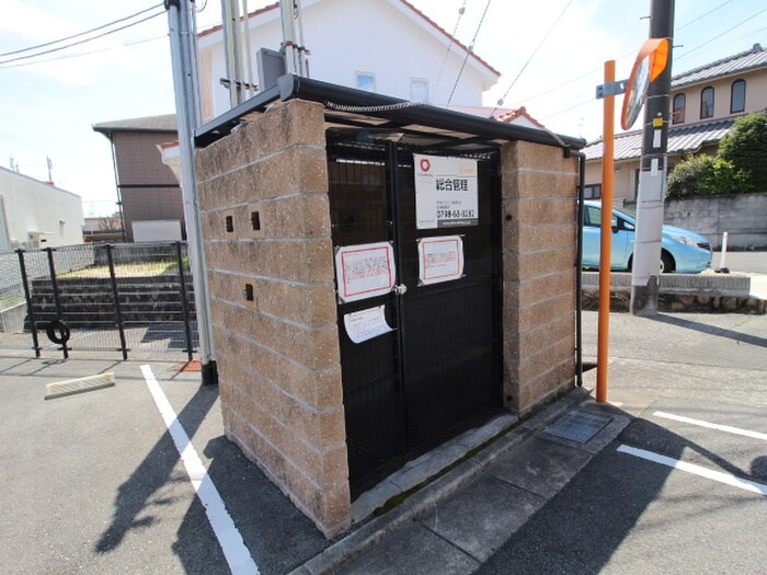 シャルマン松香園の物件外観写真