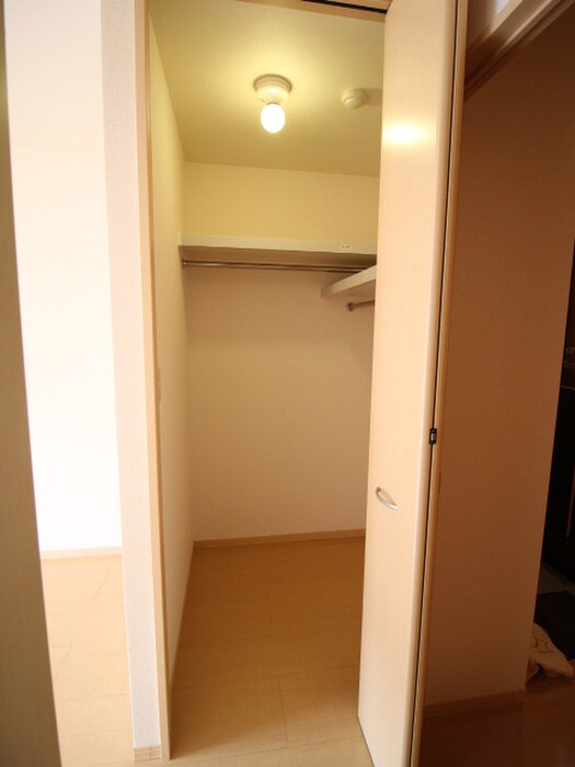 シャルマン松香園の物件内観写真