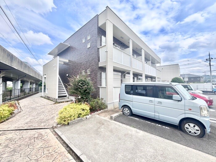 サンリット星田の物件外観写真