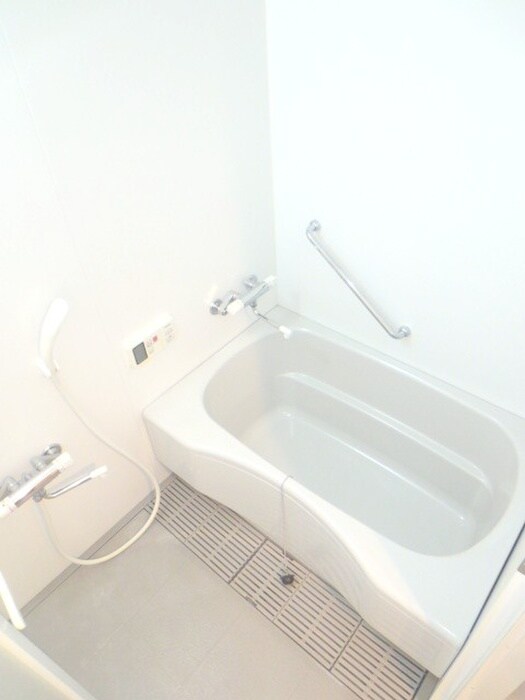 トリ・ビラ－ジュの物件内観写真