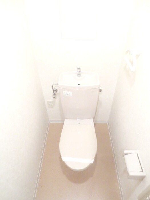 トリ・ビラ－ジュの物件内観写真