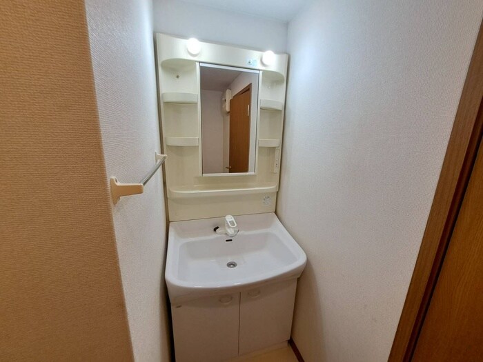 オ－クヒルズⅠの物件内観写真