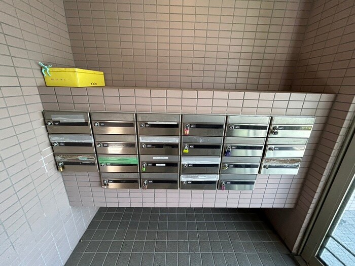 コウベアーバンⅡの物件外観写真