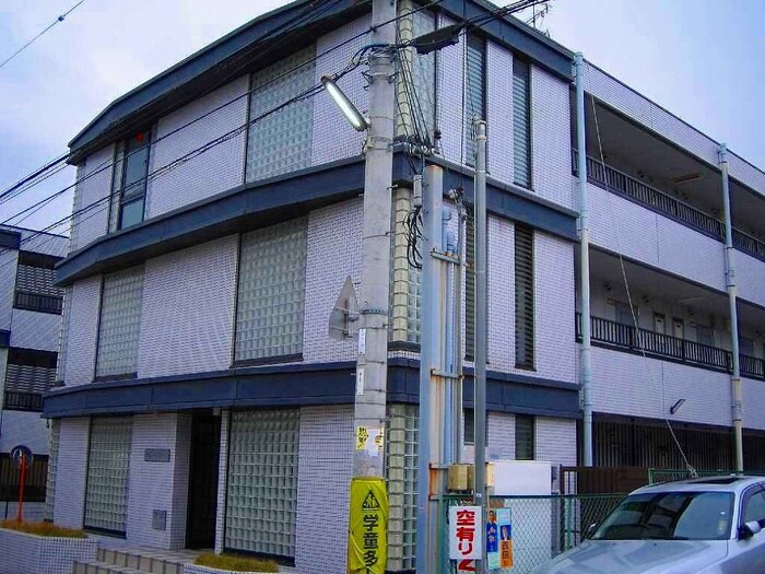 グランド－ル渡辺Ⅱの物件外観写真