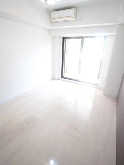 Luxe新大阪SOUTHの物件内観写真