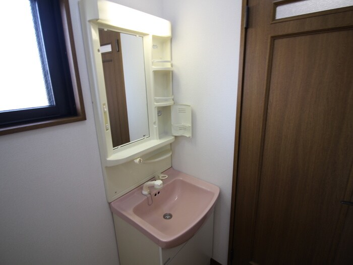 ハイヒル愛宕山の物件内観写真