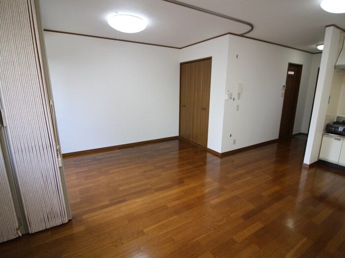 ハイヒル愛宕山の物件内観写真