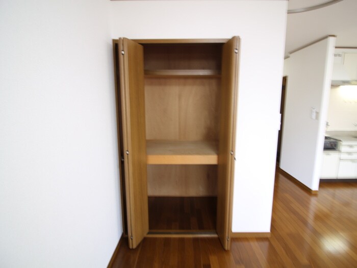 ハイヒル愛宕山の物件内観写真