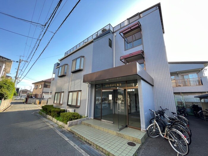 リバ－サイド仁和寺の物件外観写真