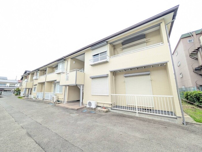 エステ－トあやめの物件外観写真