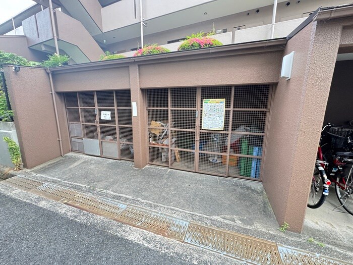 グリ－ンヒル千里の物件外観写真