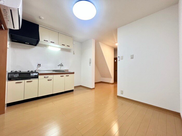 大覚寺貸家の物件内観写真