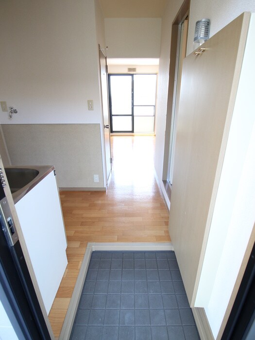 メゾンクレールS Bの物件内観写真