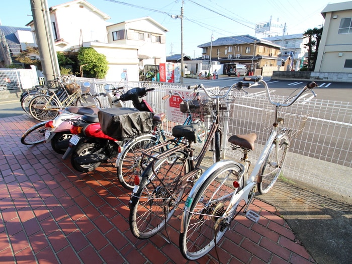 松豊マンションの物件外観写真