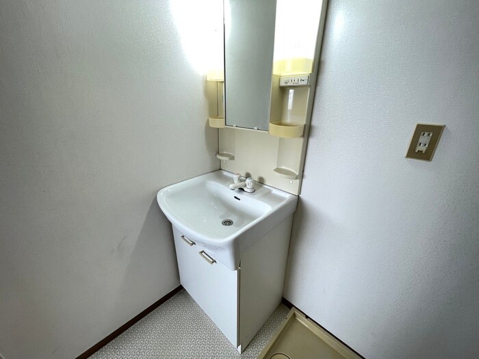 パレ中久世Ⅱの物件内観写真