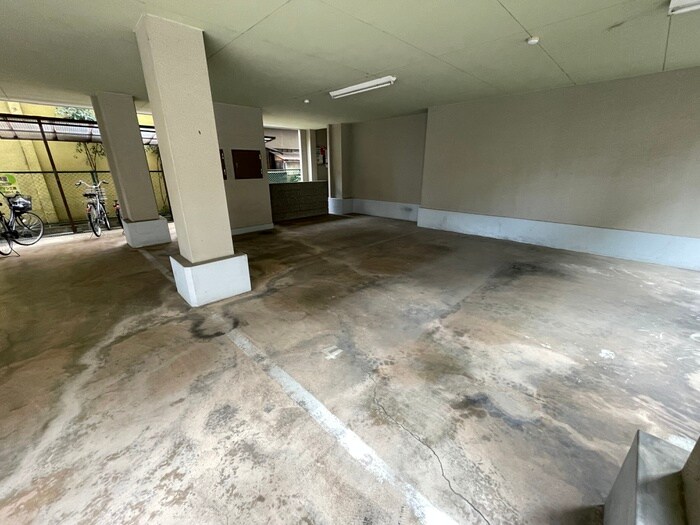 パレ中久世Ⅱの物件外観写真