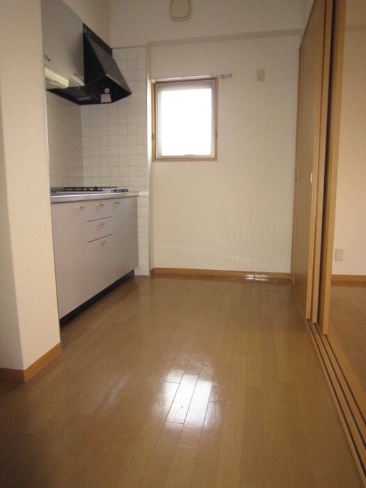 ＣＨＥＺＣＬＡＲＡの物件内観写真