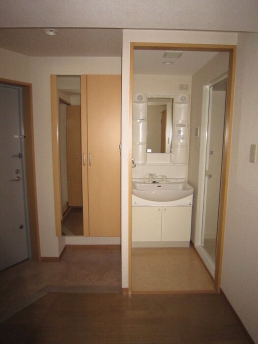 ＣＨＥＺＣＬＡＲＡの物件内観写真