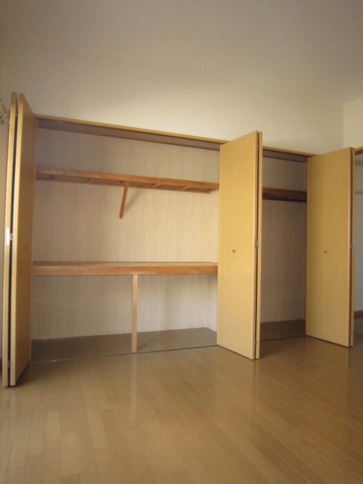 ＣＨＥＺＣＬＡＲＡの物件内観写真