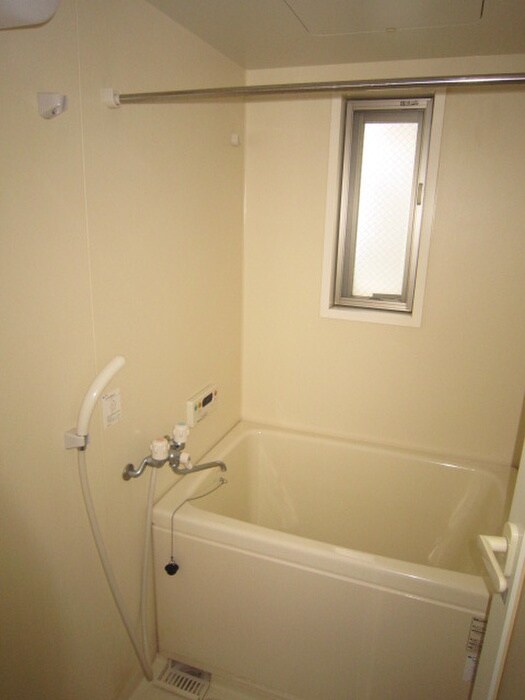 ＣＨＥＺＣＬＡＲＡの物件内観写真