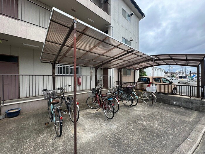 シャトーかわもとの物件外観写真