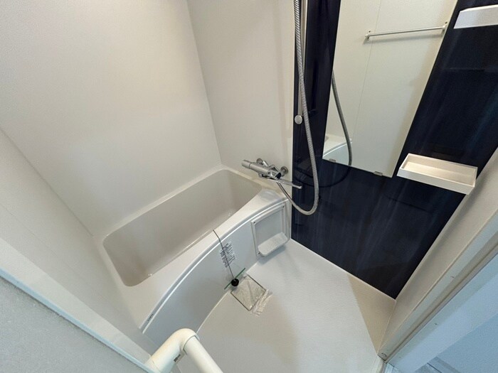 エヌエムサンカンテキャトフE棟の物件内観写真