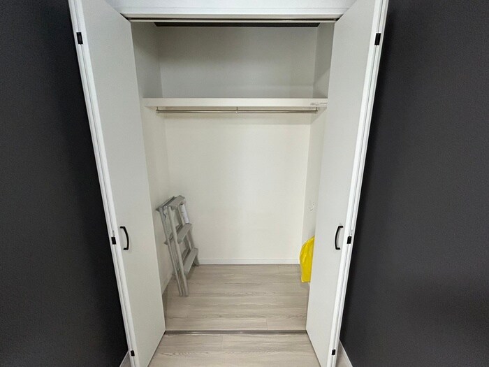 エヌエムサンカンテキャトフE棟の物件内観写真