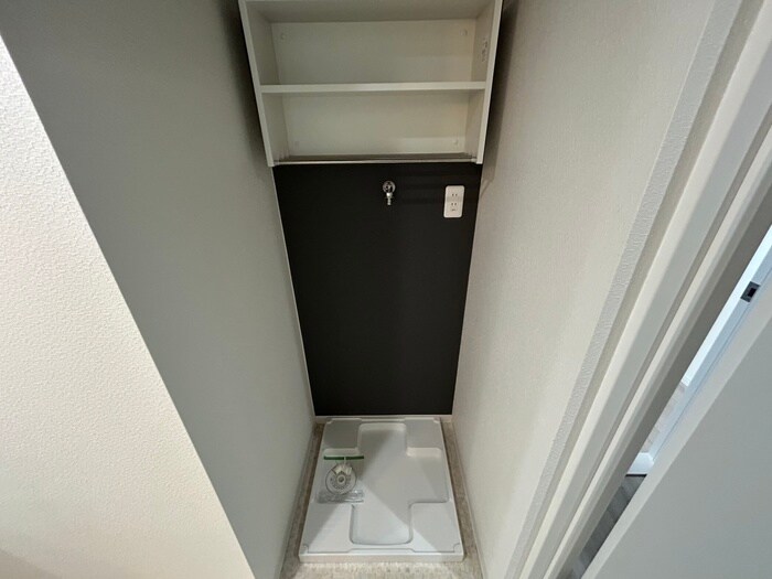 エヌエムサンカンテキャトフE棟の物件内観写真