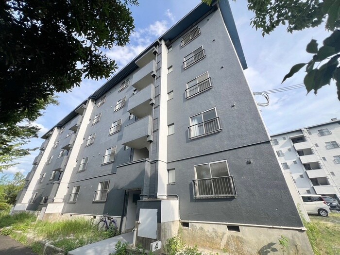 ドミールサニー緑町１号棟の物件外観写真