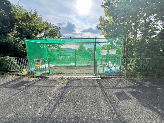 ドミールサニー緑町１号棟の物件外観写真