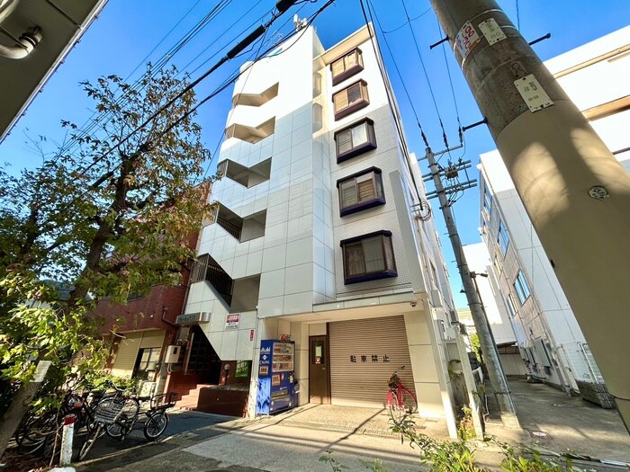 ドムール大倉の物件外観写真