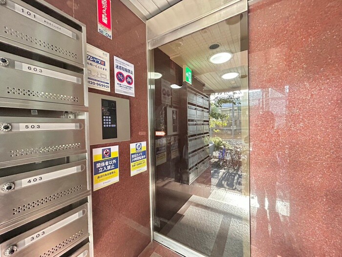 ドムール大倉の物件外観写真