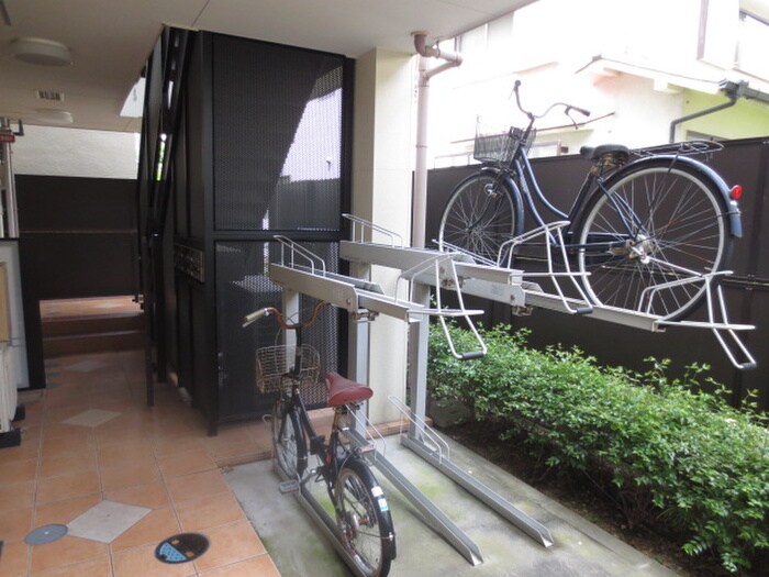 梅桃館の物件外観写真