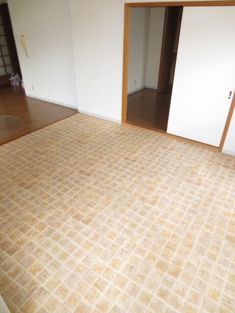 ディオメゾンショウエイＡの物件内観写真