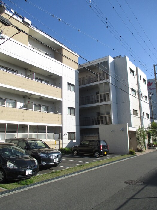 ブレスト我孫子町の物件外観写真