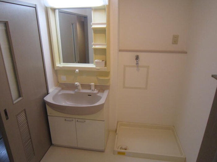 ジオレミヨ甲子園口の物件内観写真