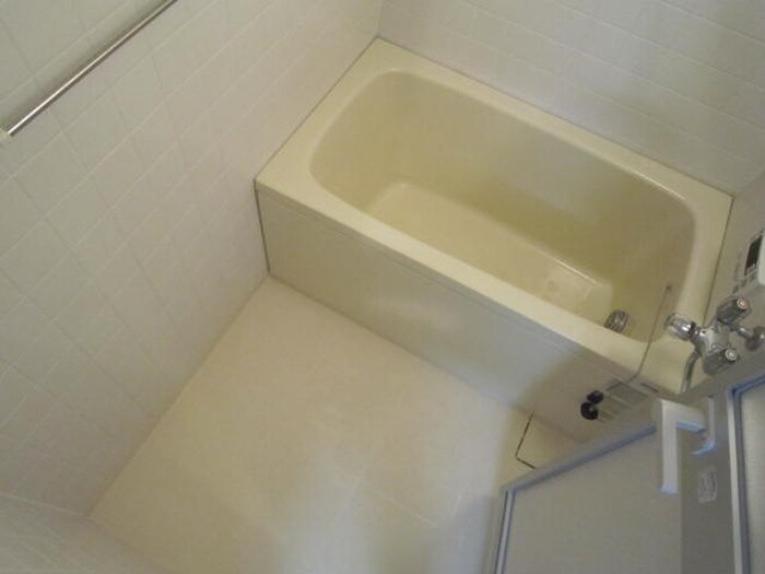 ジオレミヨ甲子園口の物件内観写真