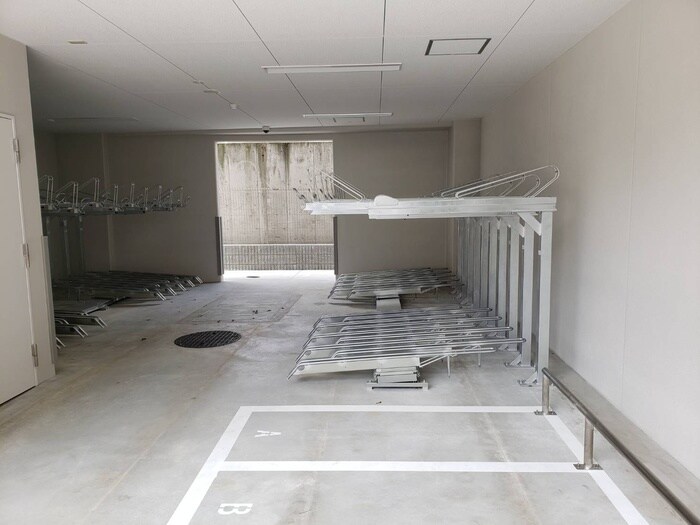 ｱﾄﾞﾊﾞﾝｽ難波ﾗｼｭﾚ(701)の物件外観写真