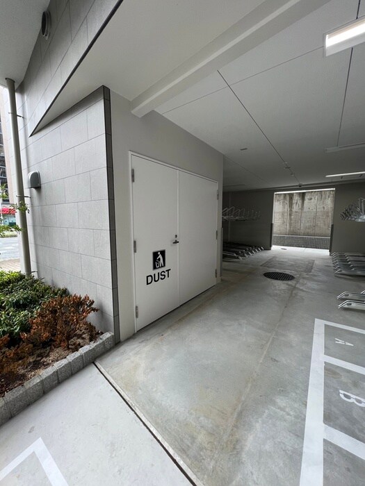 ｱﾄﾞﾊﾞﾝｽ難波ﾗｼｭﾚ(701)の物件外観写真