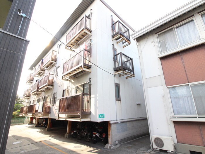 ＴＷＩＮ　ＨＩＬＬ松幸苑３号棟の物件外観写真