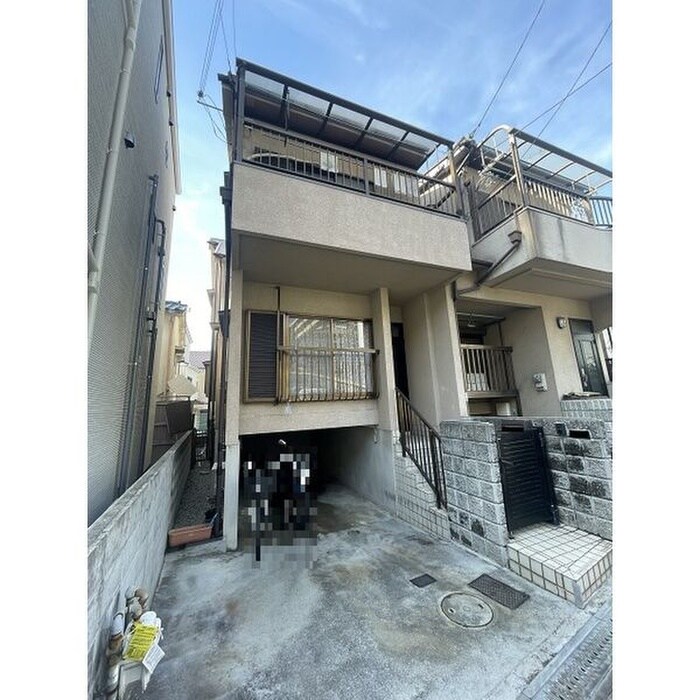 岡町南３丁目戸建の物件外観写真