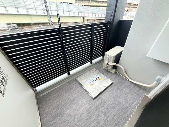 ﾌｫｰﾘｱﾗｲｽﾞ大阪ﾐｯﾃ(601)の物件内観写真